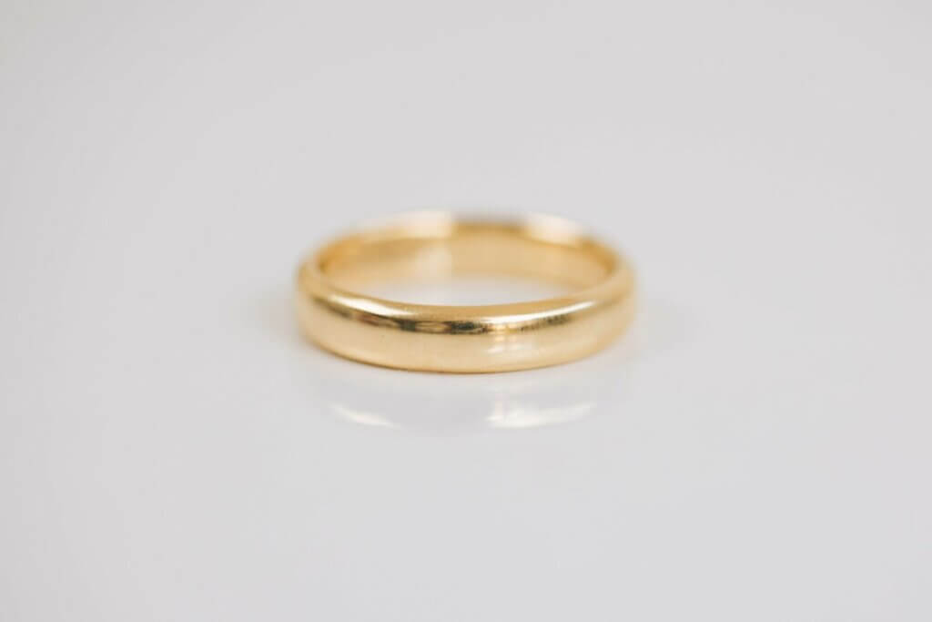 Classic Gents Wedding Ring