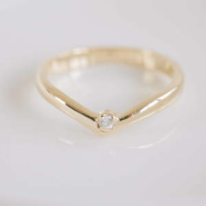 Wishbone Fitted Wedding Ring