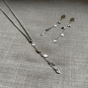 Leaf Earrings and Necklace Set