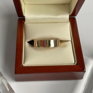 Recycled Gold Gents Wedding Ring