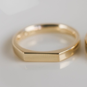 Skinny Gents Signet Style Wedding Ring