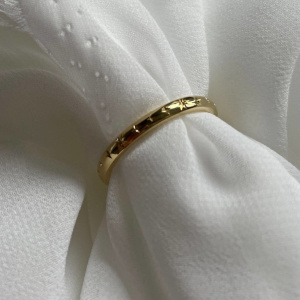 Star Engraved Wedding Ring
