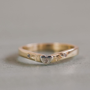 Fitted Heart Wishbone Ring